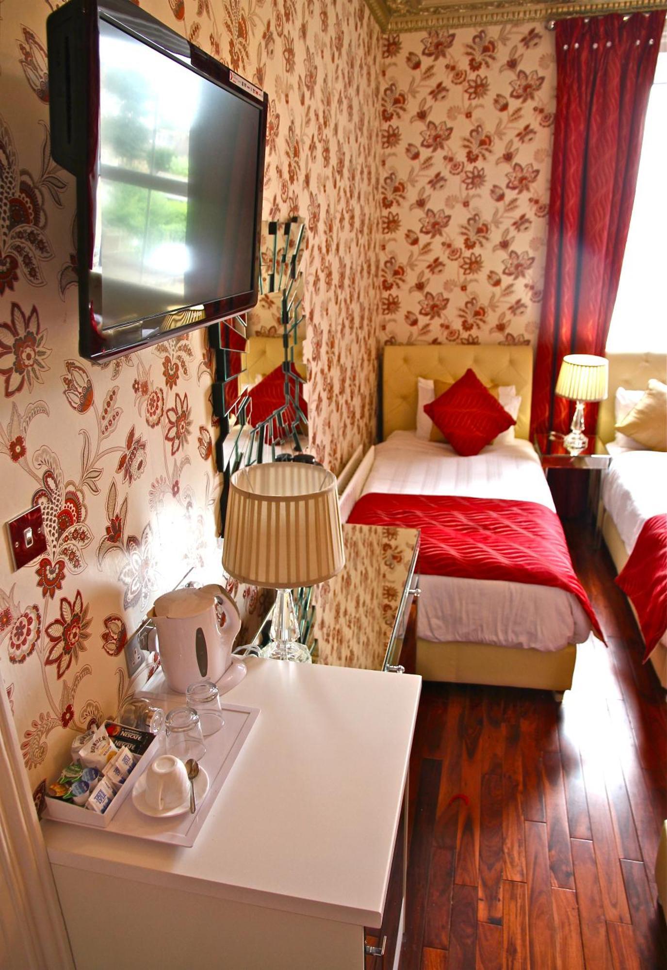 Crompton Guest House Hounslow Dış mekan fotoğraf
