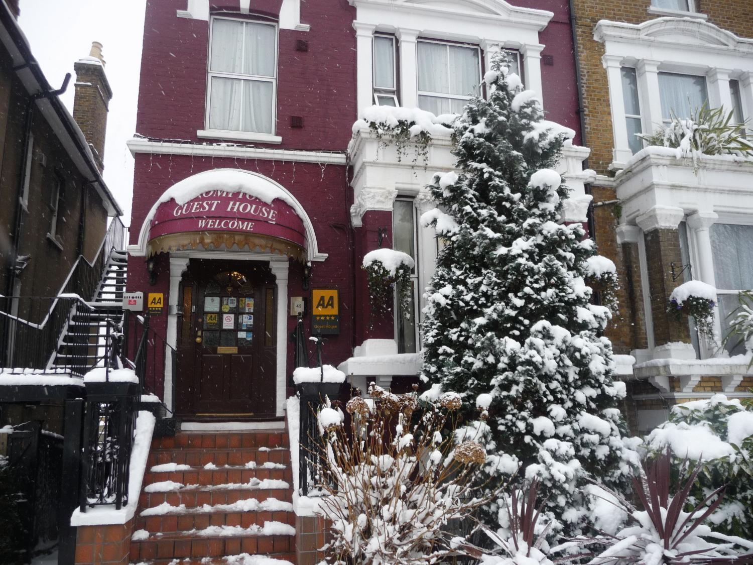Crompton Guest House Hounslow Dış mekan fotoğraf